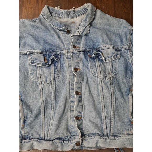Vintage Levi Strauss Jacket Adult Blue Distressed Denim Classic Button. (Read) - Picture 4 of 12